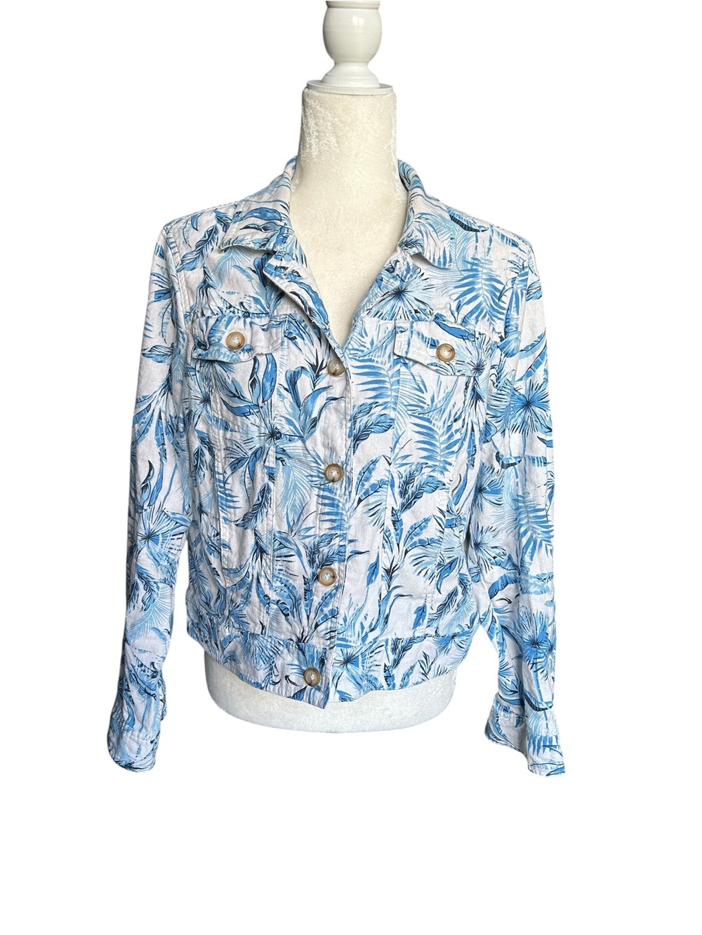 Tahari Linen White and Blue Leaf Print Jacket - Medium size